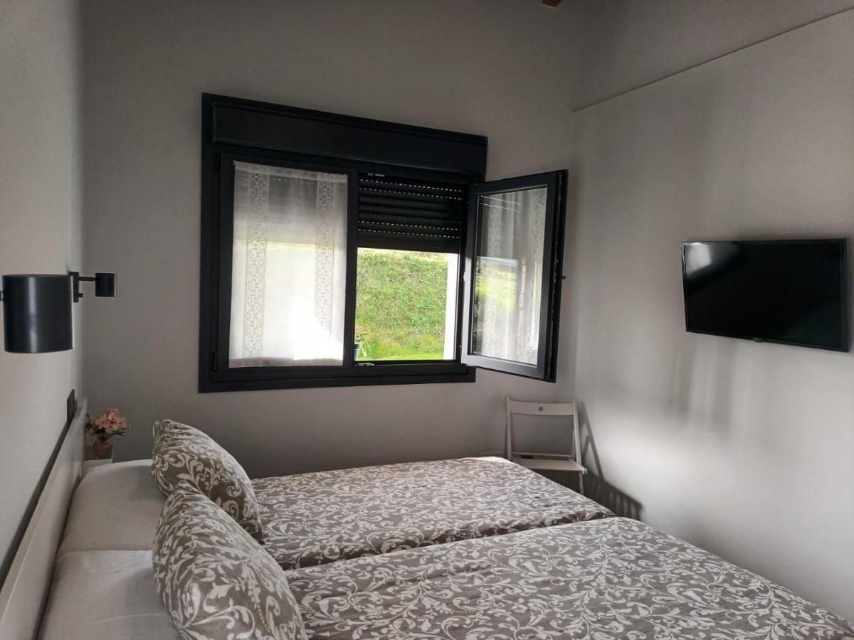 Apartamentos Los Manzanos Ribadesella Kültér fotó